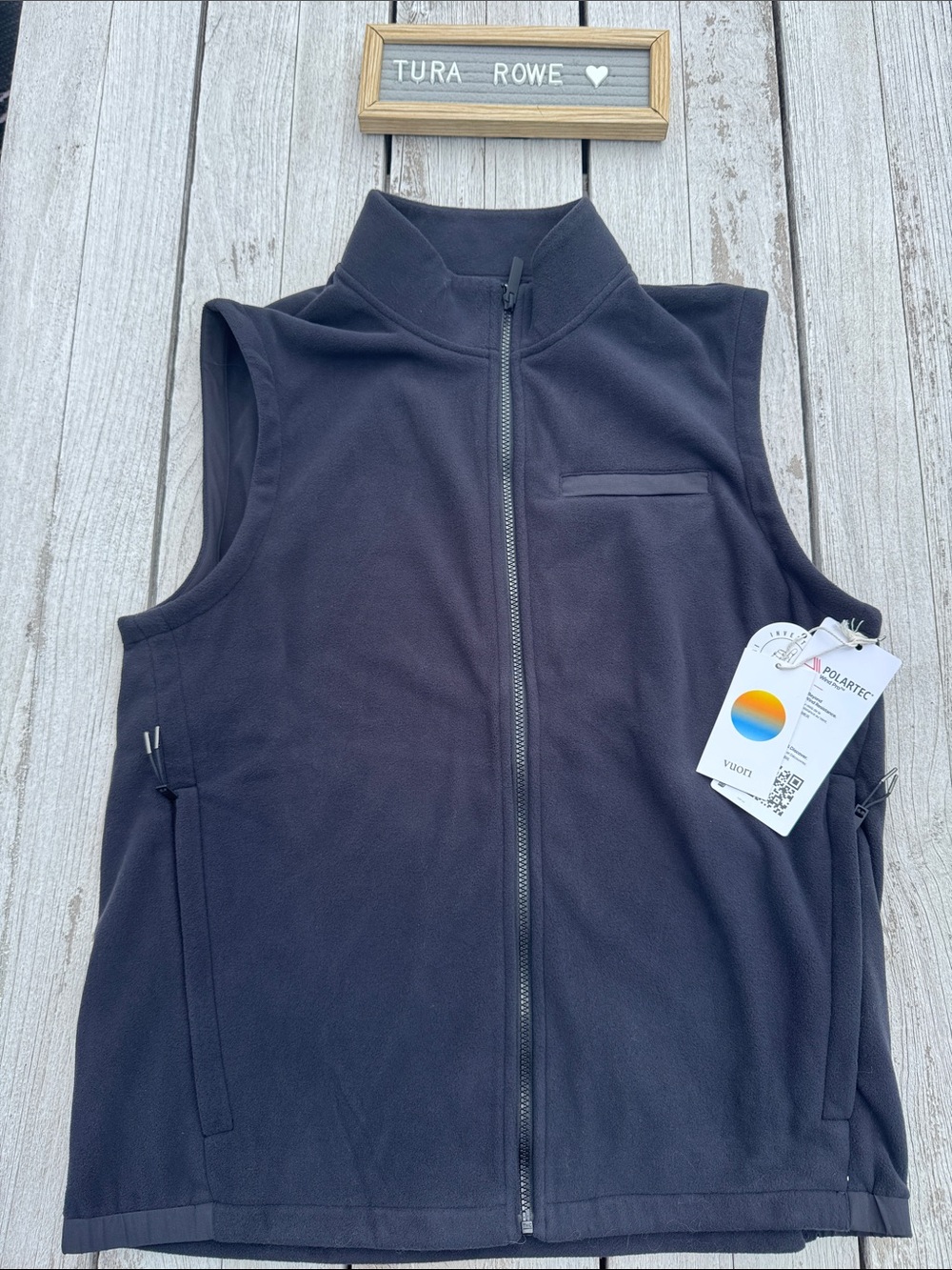 VUORI Aspen Vest Black Men’s Size XL NWT fleece Insulated Jacket